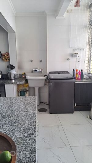 Image 13 - 867758