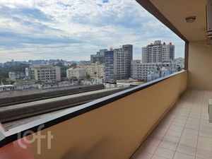 Image 18 - 867758