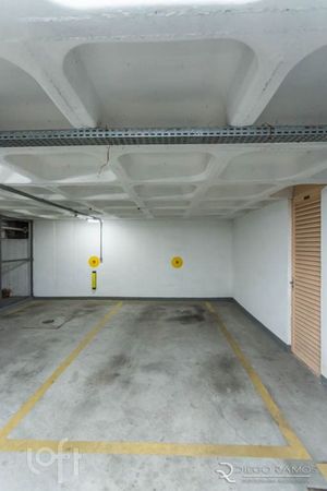 Image 22 - 867815