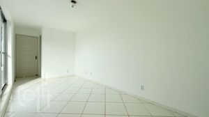 Image 13 - 867816
