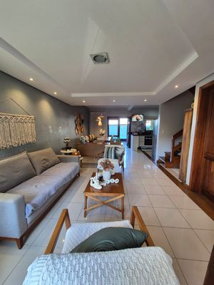 Image 1 - 867827