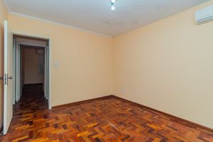 Image 8 - 867842