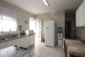 Image 1 - 867876