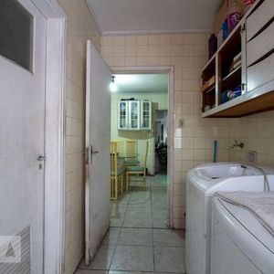 Image 17 - 867882