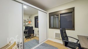 Image 17 - 867884