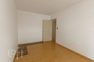 Image 15 - 867888