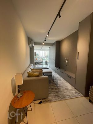 Image 1 - 867889