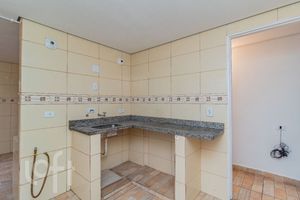 Image 17 - 867895