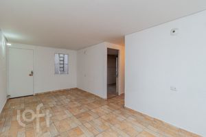Image 1 - 867895