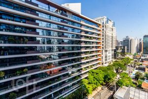 Image 6 - 867898