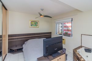 Image 8 - 867903