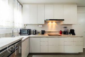 Image 31 - 867912