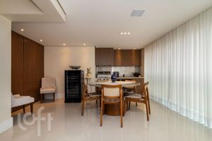Image 3 - 867912