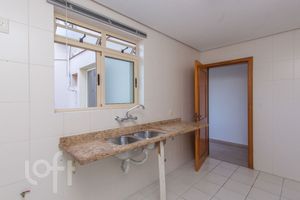 Image 7 - 867929