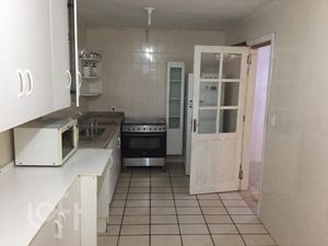 Image 10 - 867930