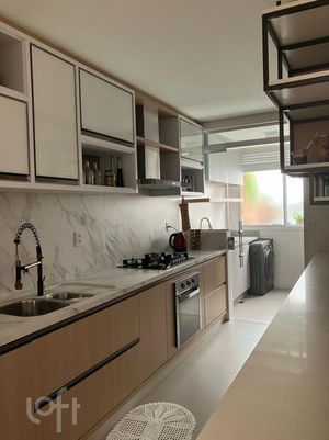 Image 9 - 867937