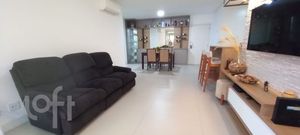 Image 4 - 867937