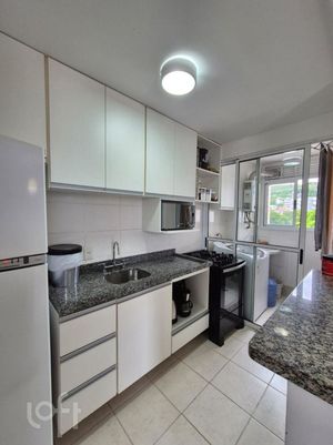 Image 9 - 867946