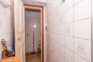 Image 26 - 867951