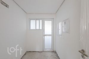 Image 11 - 867961