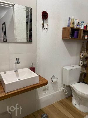 Image 5 - 867984
