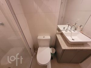Image 9 - 868000