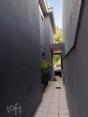 Image 28 - 868011