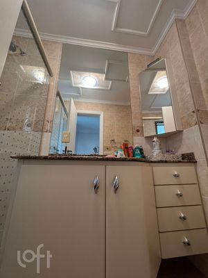 Image 11 - 868028