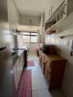 Image 11 - 868083
