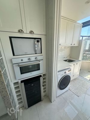Image 9 - 868084