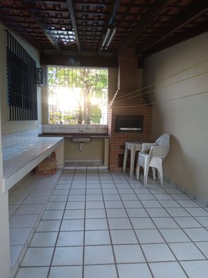 Image 21 - 868087