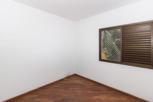Image 31 - 868089