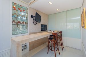 Image 9 - 868099