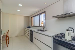 Image 34 - 868099