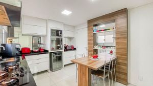Image 17 - 868101
