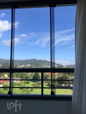 Image 12 - 868108