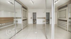 Image 14 - 868114