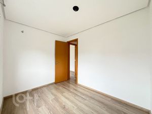 Image 17 - 868127
