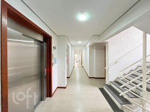 Image 21 - 868127