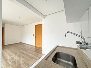 Image 12 - 868127