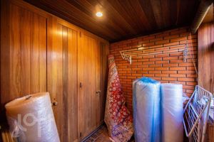 Image 34 - 868131