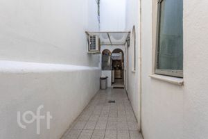 Image 41 - 868132