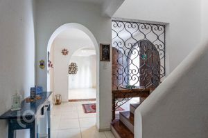 Image 10 - 868132