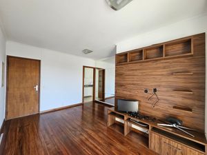 Image 1 - 868149