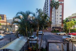 Image 10 - 868163
