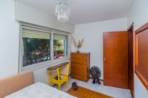 Image 12 - 868163