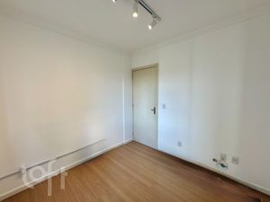 Image 35 - 868178