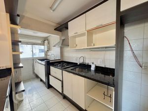 Image 12 - 868178