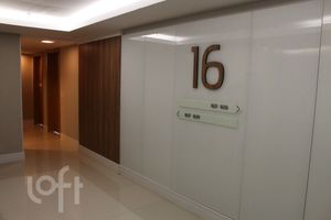 Image 9 - 868193