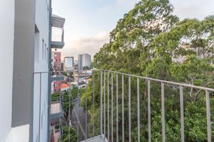 Image 3 - 868195